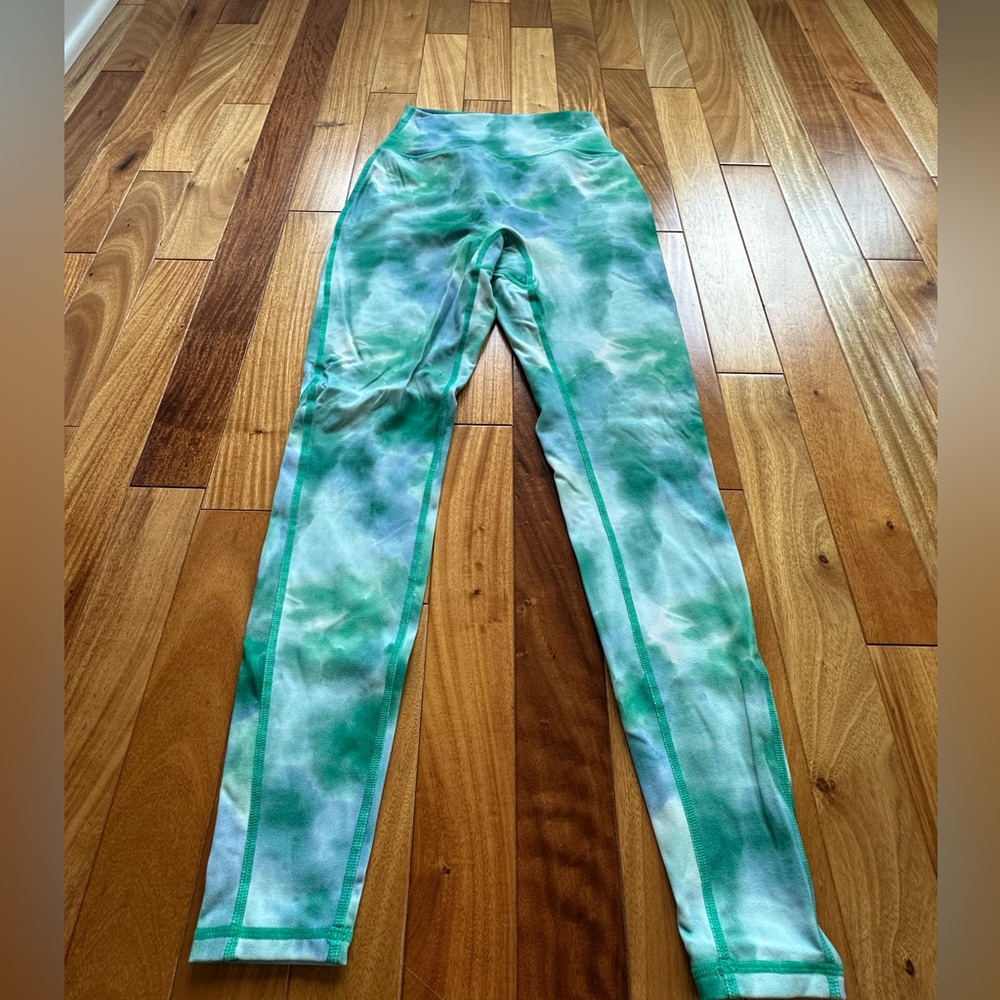 Buff bunny leggings